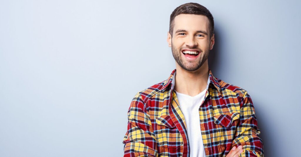 A man smiling.