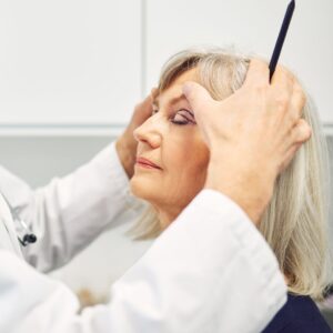 img of a woman at a surgeon